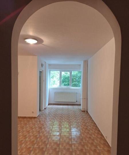 Militari, vanzare garsoniera,